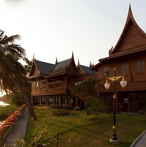 Rk Riverside Resort & Spa Nakhon Pathom Exterior photo