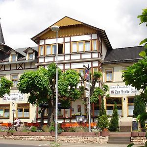 Gasthaus & Hotel Zur Linde Friedrichroda Exterior photo