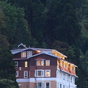 Summit Hermon Hotel & Spa Darjeeling  Exterior photo