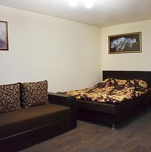 Appartamenty Na Alexadra Pola 115 Apartment Dnipro Exterior photo