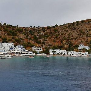 Sifis Bed & Breakfast Loutro Exterior photo