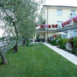 Villa Treccani Apartments Malcesine Exterior photo