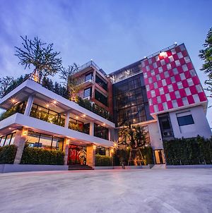 D11 Hotel Phitsanulok Exterior photo