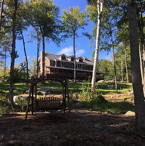 The Retreat At Norwich Lake Villa Huntington Exterior photo