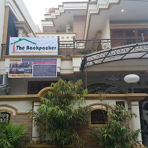 The Backpacker Semarang - Hostel Exterior photo
