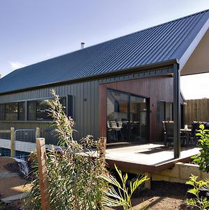 Margaret River Bungalow-1-Street - Stylish Stay Exterior photo