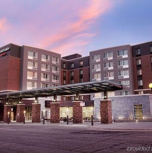 Courtyard By Marriott Lincoln Downtown Exterior photo