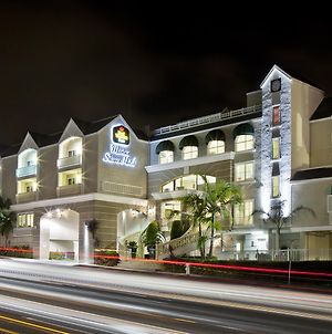 Best Western Plus Marina Shores Hotel Dana Point Exterior photo