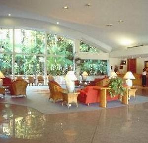 Holiday Inn Cairns Exterior photo