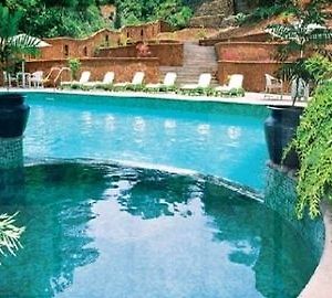 Vainguinim Valley Resort Goa Exterior photo