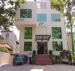 Lotus Suites Bangalore Exterior photo