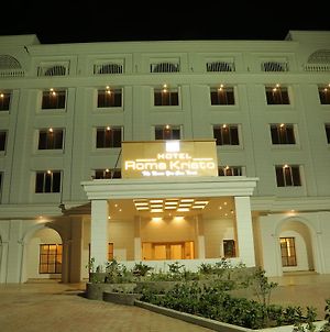 Hotel Roma Kristo Dwarka  Exterior photo