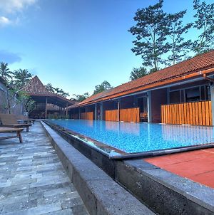 Wahid Borobudur Hotel Magelang Exterior photo