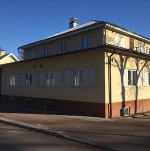 Gasthem Neptun Hostel Mariehamn Exterior photo