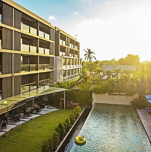 Suites By Watermark Hotel And Spa Jimbaran  Exterior photo