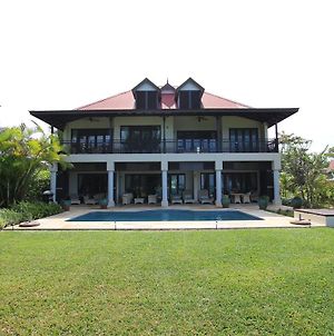 Villa De Maitre Seychelles Mahe Island Exterior photo