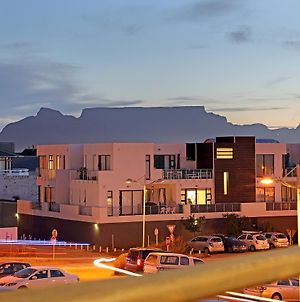 Eden On The Bay 108 By Hostagents Apartment Bloubergstrand Exterior photo