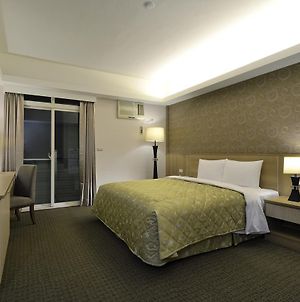 Hoya Resort Hotel Chiayi Exterior photo