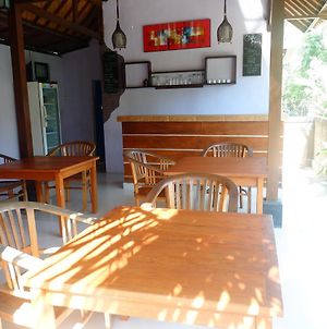 Rajuna Homestay Nusa Lembongan  Exterior photo