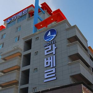 Labelle Hotel Tongyeong Exterior photo
