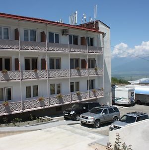Hotel Telavis Khedebi Exterior photo