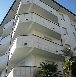Hotel Il Timone Porto San Giorgio Exterior photo