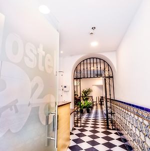 Hostel A2C (Adults Only) Seville Exterior photo