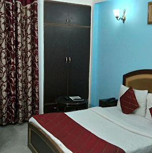 Sks Hospitality Hotel Gurgaon Exterior photo
