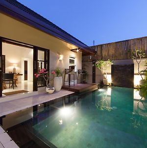 Amalika Luxury Private Pool Villa Gili Trawangan Exterior photo