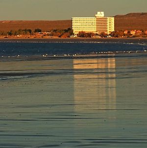 Rayentray Puerto Madryn Hotel Exterior photo