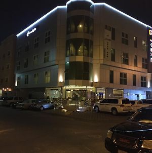 Dibaj Llshkk Almkhdoma Aparthotel Dammam Exterior photo