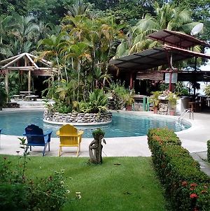 Rio Lindo Resort Dominical Exterior photo