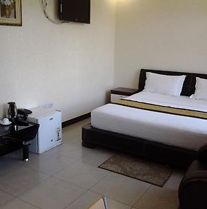 Best Point Hotel Dar es Salaam Room photo