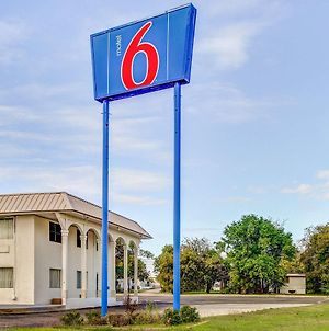 Motel 6 Waco - Lacy Lakeview Bellmead Exterior photo