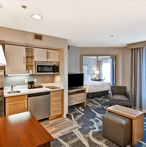 Homewood Suites By Hilton Hartford/Windsor Locks Exterior photo