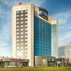 Victoria Hotel And Spa Minsk Exterior photo