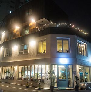 Bluehum Guesthouse Incheon Exterior photo