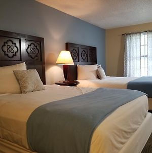 Hospitality Inn - Jacksonville Room photo