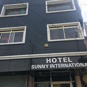 Hotel Sunny International Jammu Exterior photo