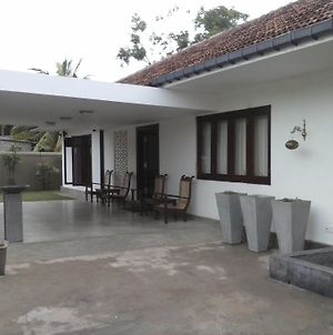 Jaffna Heritage Villa Exterior photo