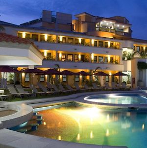 Excelaris Grand Resort Conventions And Spa Tequesquitengo Exterior photo
