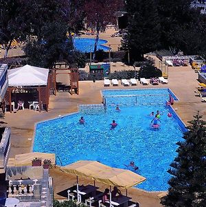 Urban Valley Resort And Spa San Gwann Exterior photo