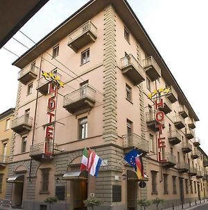 Hotel Savona Alba  Exterior photo