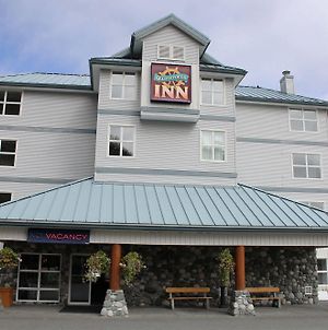 Quarterdeck Inn & Marina Resort Port Hardy Exterior photo