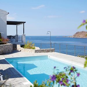 Eleia Seafront Suites & Villas Petra (Lesbos) Exterior photo