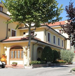 Hotel Girasole Civitanova Marche Exterior photo