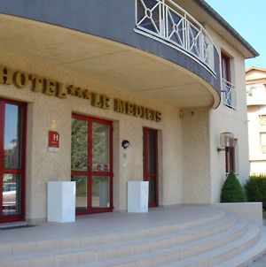 Le Medicis Hotel Roussillon  Exterior photo