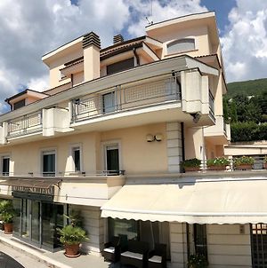 Hotel Sollievo - San Gennaro San Giovanni Rotondo Exterior photo