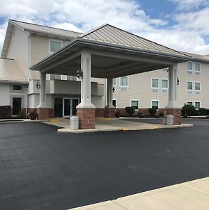 Randolph Inn And Suites Winchester Exterior photo