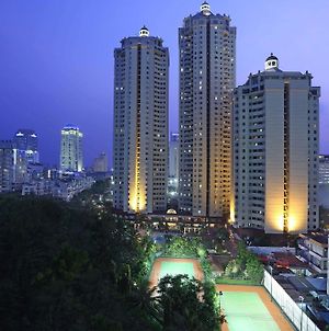 Aryaduta Semanggi Jakarta Exterior photo